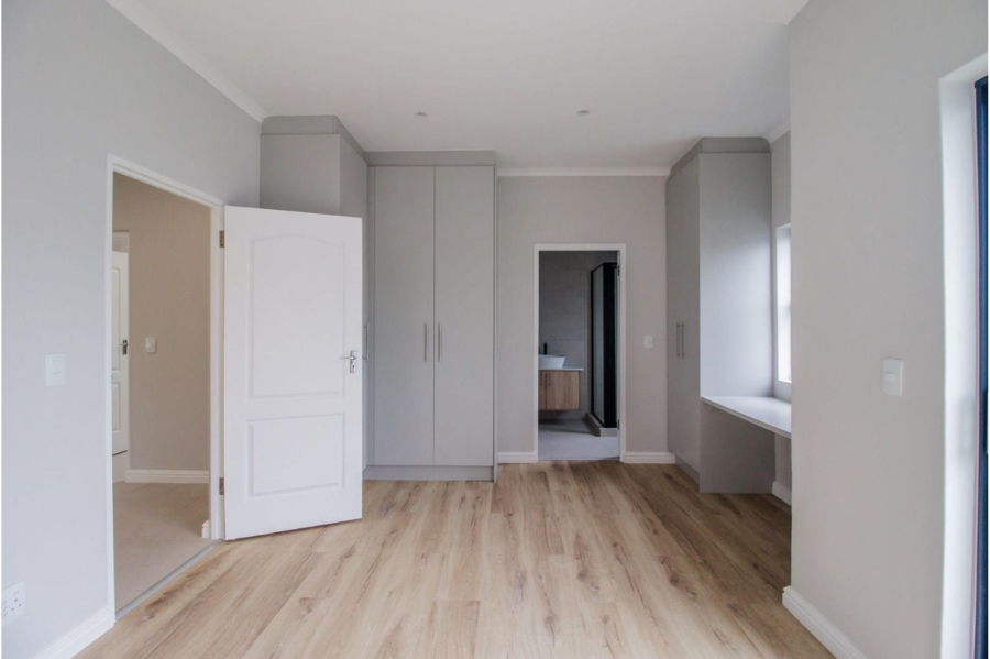 To Let 3 Bedroom Property for Rent in Sandown Western Cape